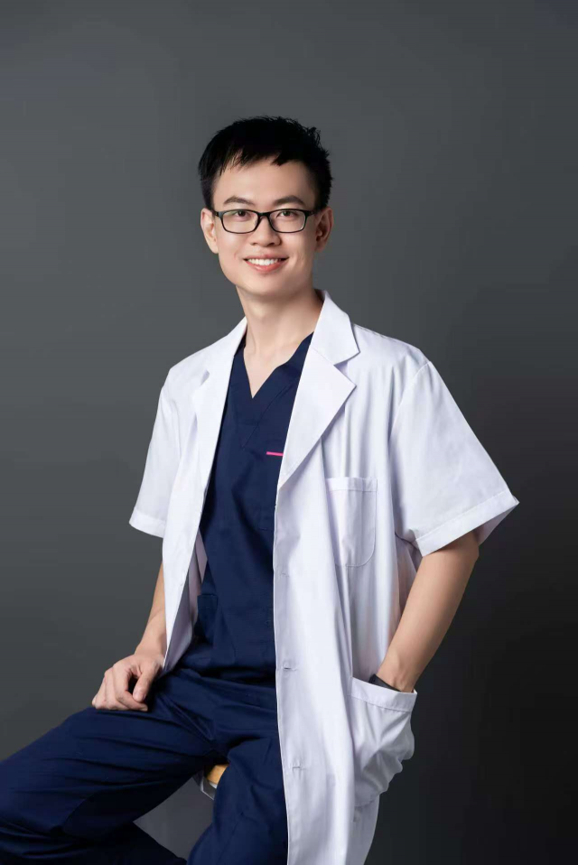 赵睿.jpg